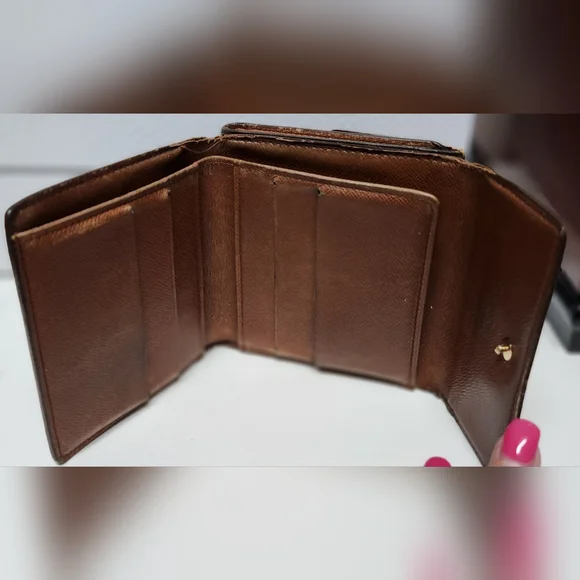 LOUIS VUITTON Monogram Bifold Wallet SP0923
